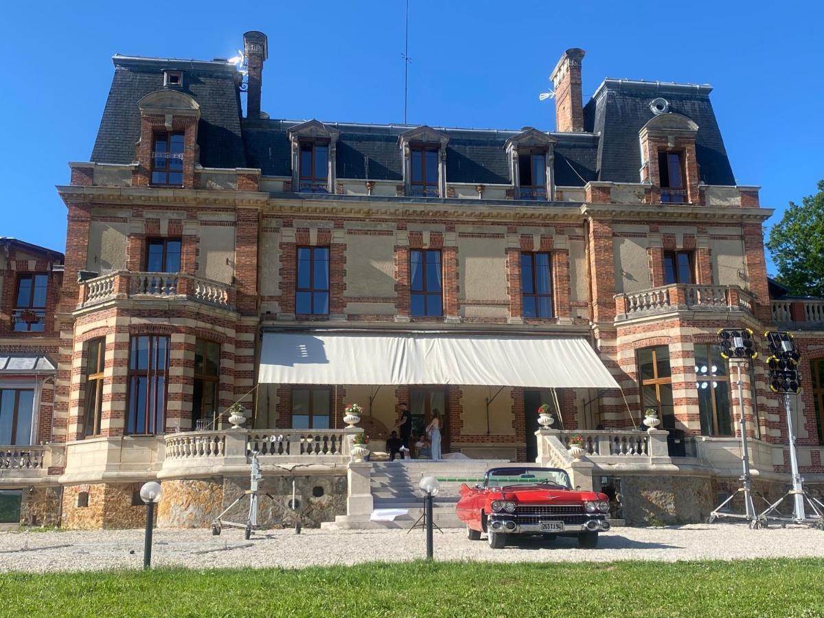 Chateau De Crenille Chaumes-en-Brie Екстер'єр фото